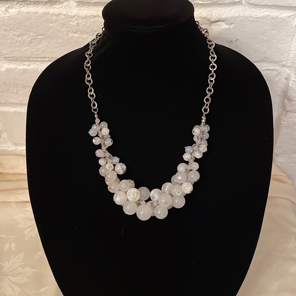 🎉2 for $20 🎉 cute multi marble looking white and/or clear mixture beads (mlb)